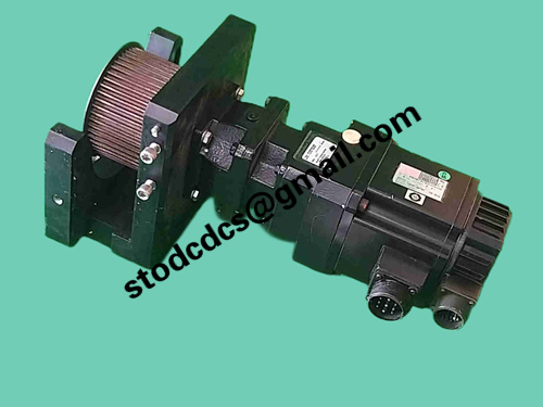 sanyo_denki_p60b13150hxsoo_m_ac_servo_motor_w_stober_p5112spsn0150m_used (1)