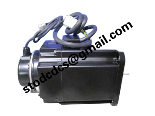 sanyo_w-l02152d_r2aa13200dcpda_servo_motor_with_pa035-017bc005_unused_items_4 (2)